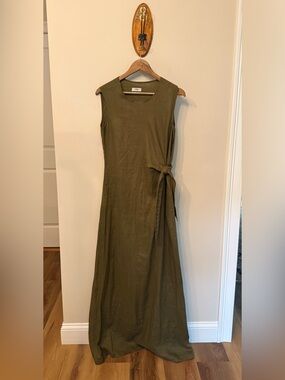 Sleeveless Olive Green Tie-Waist Maxi Dress